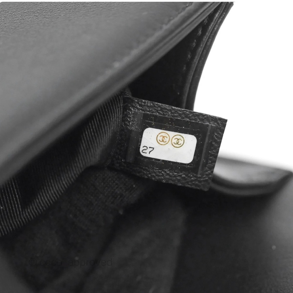 CHANEL Black and Gold Lambskin Boy Bag - Picture 14 of 15
